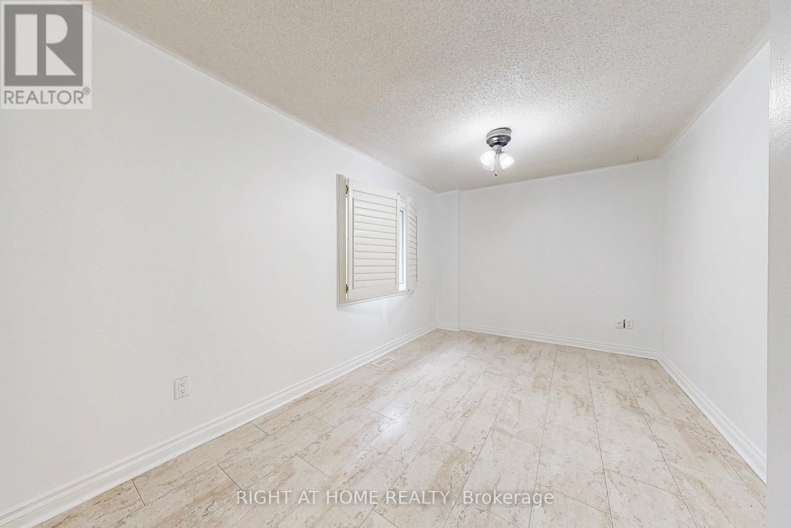 91 O'shaughnessy Crescent, Barrie (Holly), Ontario  L4N 7L9 - Photo 31 - S12522626