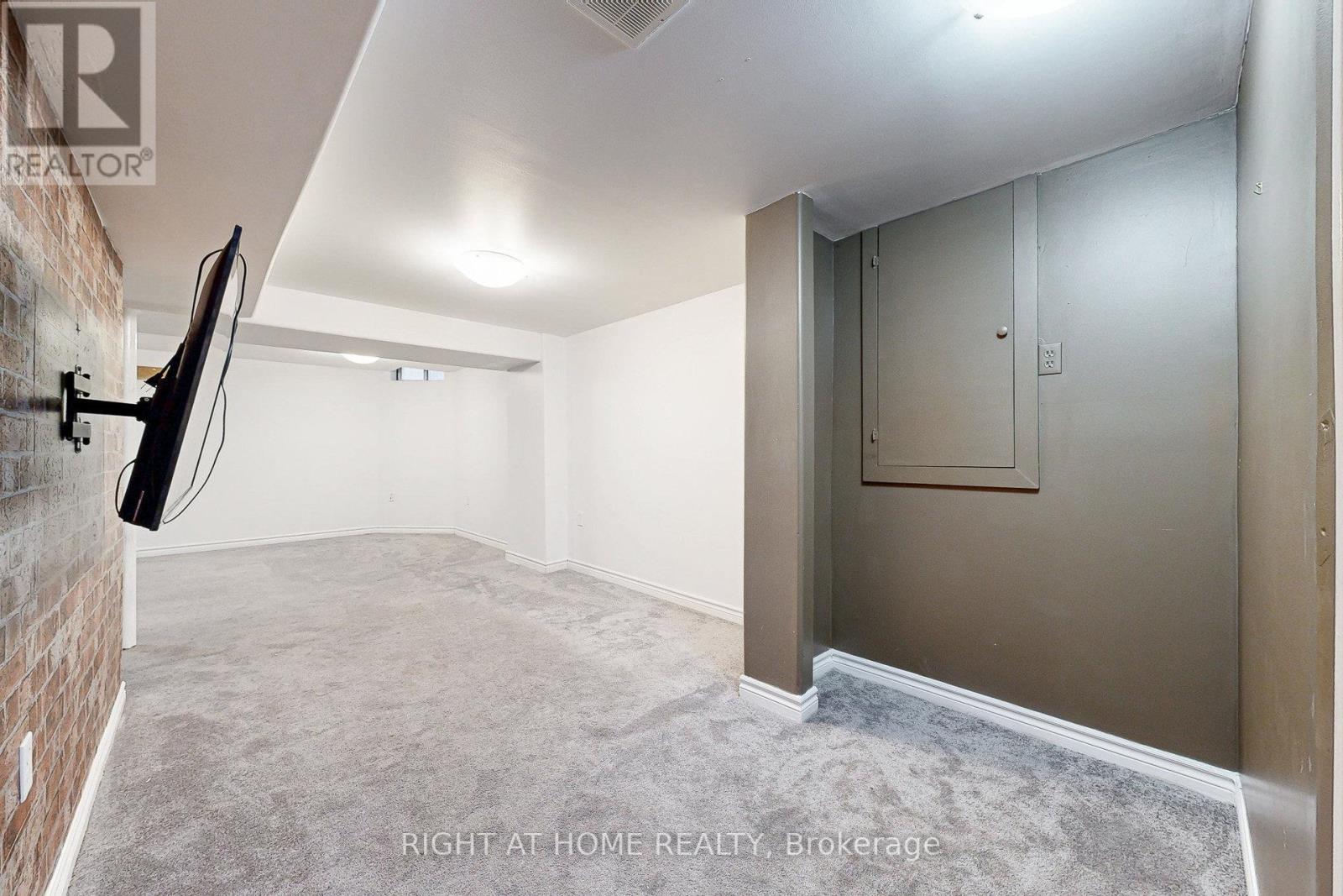 91 O'shaughnessy Crescent, Barrie (Holly), Ontario  L4N 7L9 - Photo 42 - S12522626