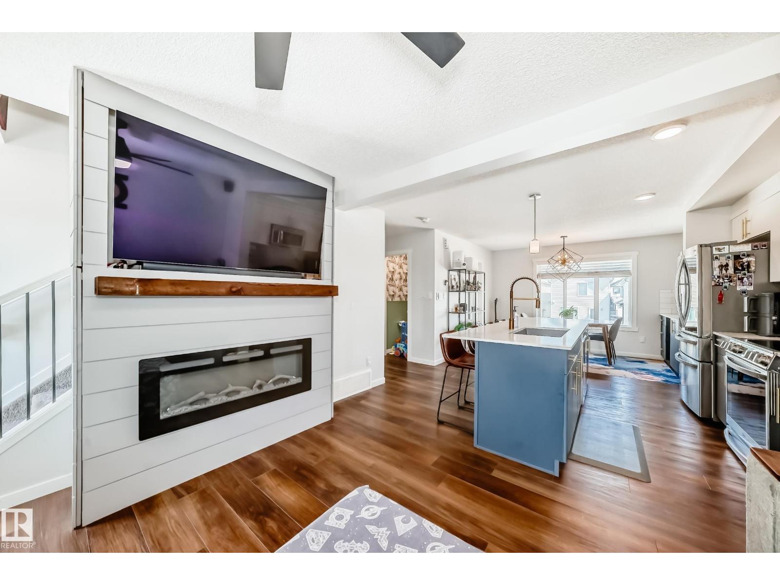 1077 Cy Becker Rd Nw, Edmonton, Alberta  T5Y 4B7 - Photo 10 - E4465105