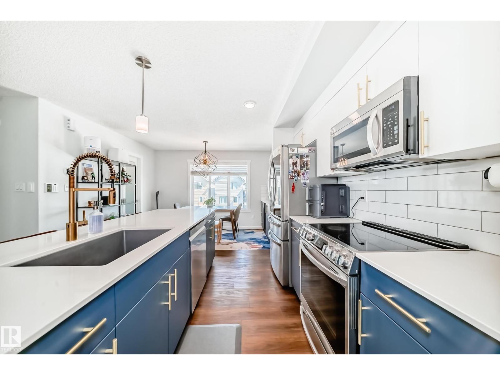 1077 Cy Becker Rd Nw, Edmonton, Alberta  T5Y 4B7 - Photo 11 - E4465105