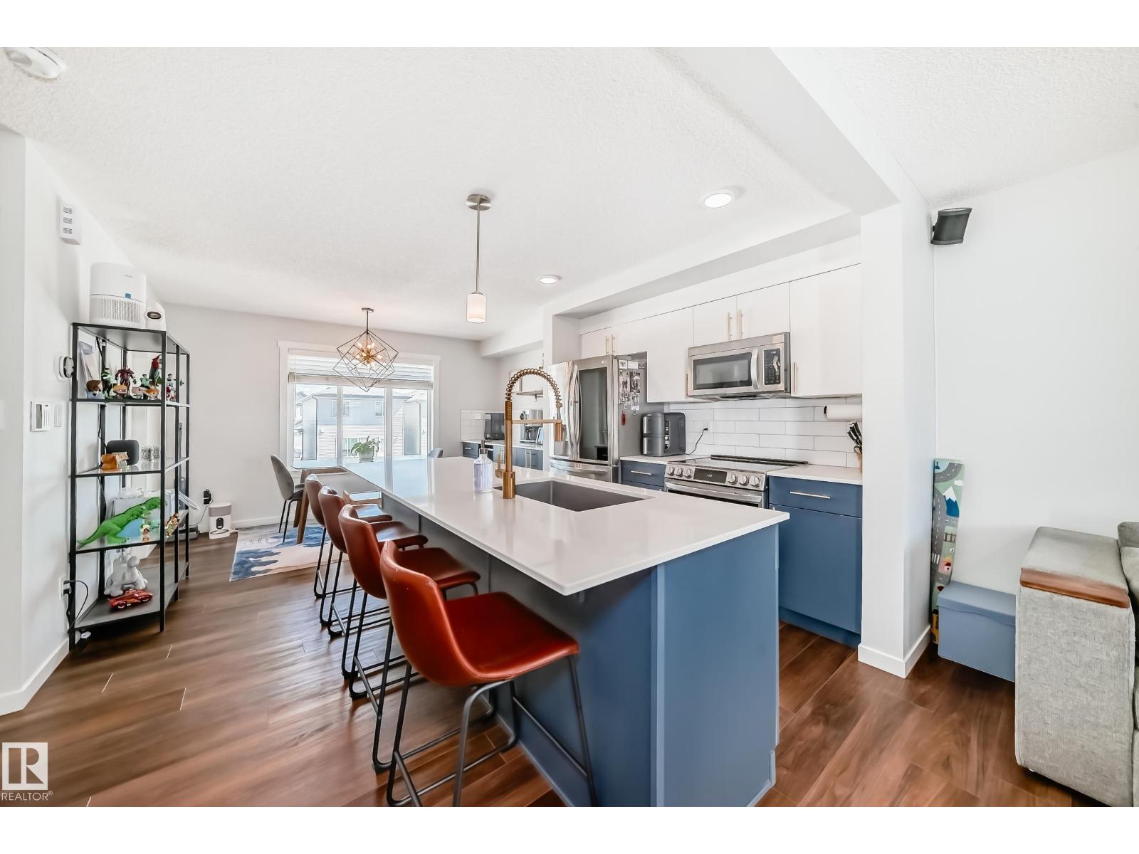 1077 Cy Becker Rd Nw, Edmonton, Alberta  T5Y 4B7 - Photo 12 - E4465105