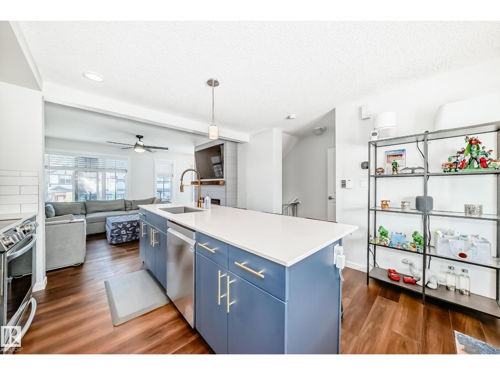 1077 Cy Becker Rd Nw, Edmonton, Alberta  T5Y 4B7 - Photo 13 - E4465105