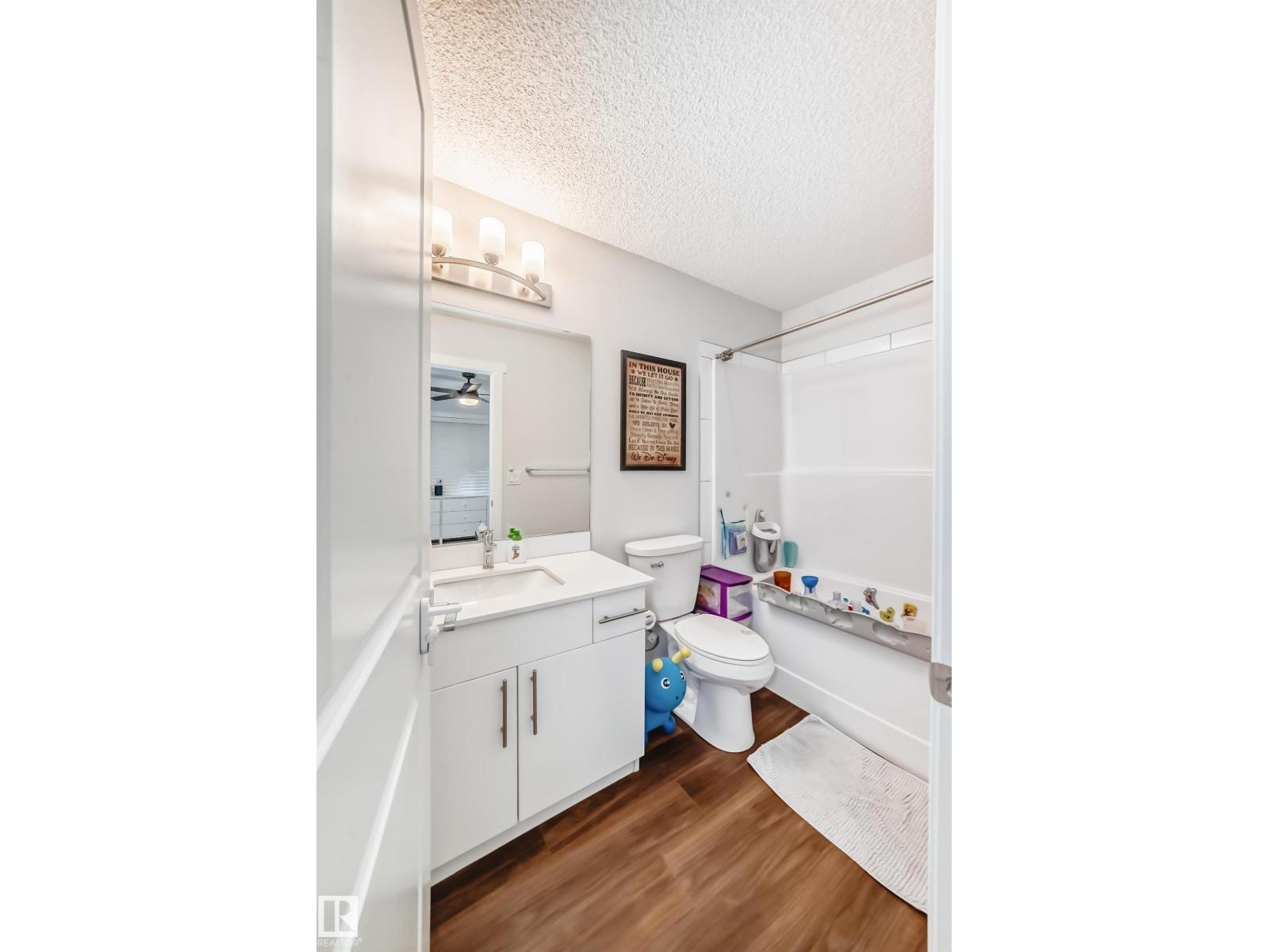 1077 Cy Becker Rd Nw, Edmonton, Alberta  T5Y 4B7 - Photo 40 - E4465105