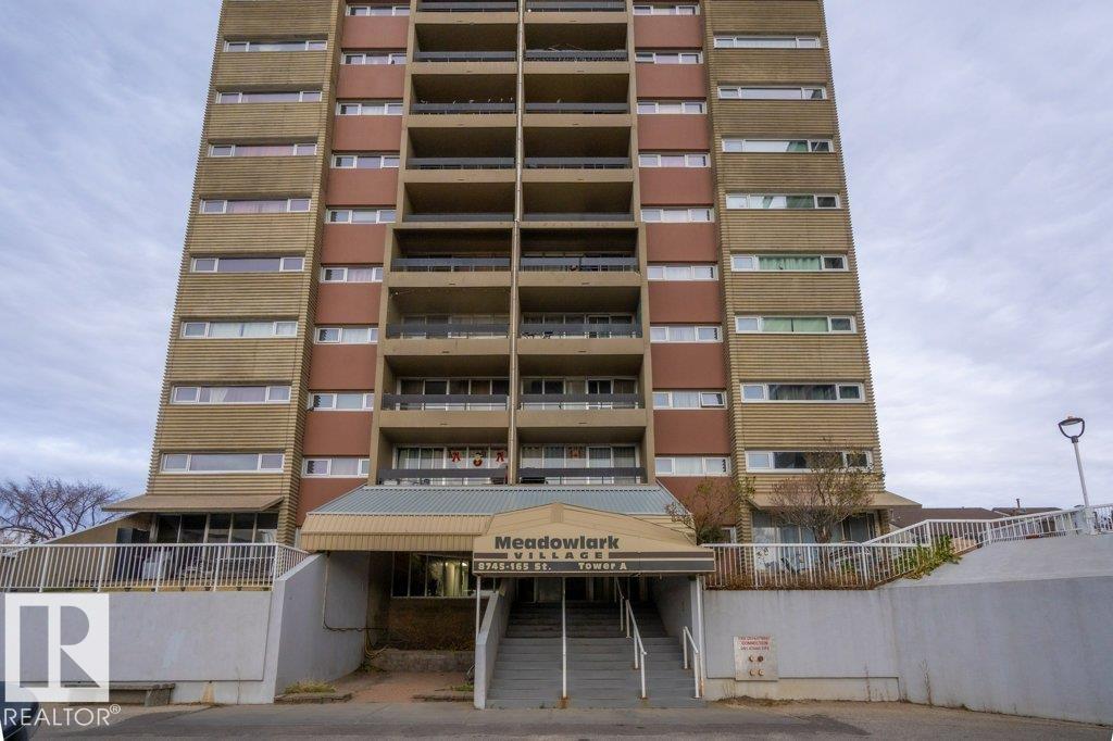 #13 8745 165 ST NW, Edmonton, Alberta