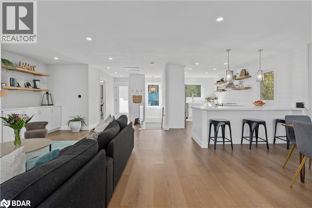 2371 Lakeshore Road E, Oro-Medonte, Ontario  L0L 1T0 - Photo 11 - 40786617