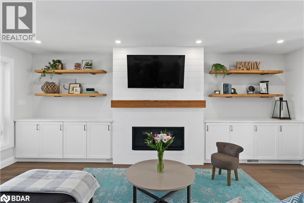 2371 Lakeshore Road E, Oro-Medonte, Ontario  L0L 1T0 - Photo 7 - 40786617