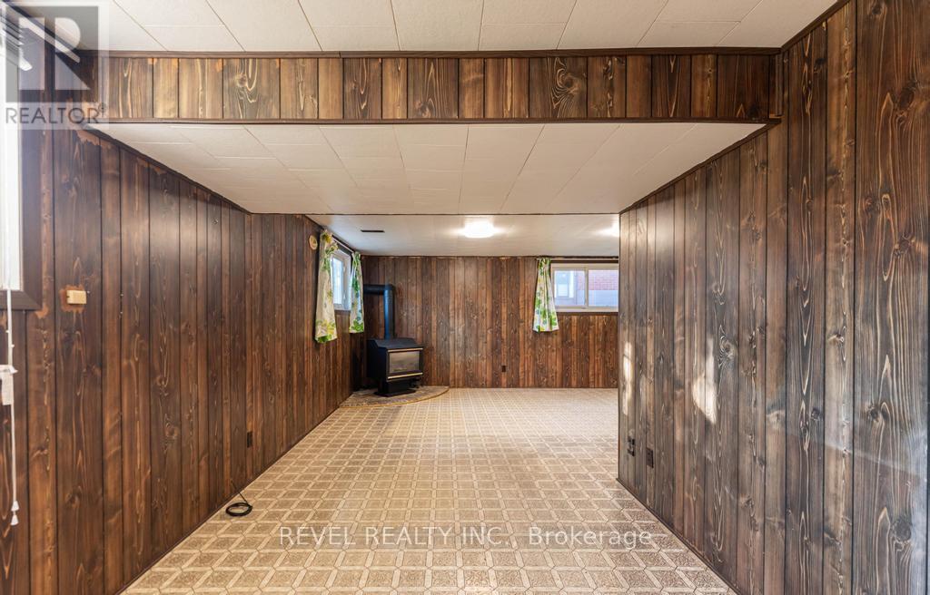 69 Buckingham Drive, Hamilton, Ontario L9C 2G6 - Photo 11 - X12467565