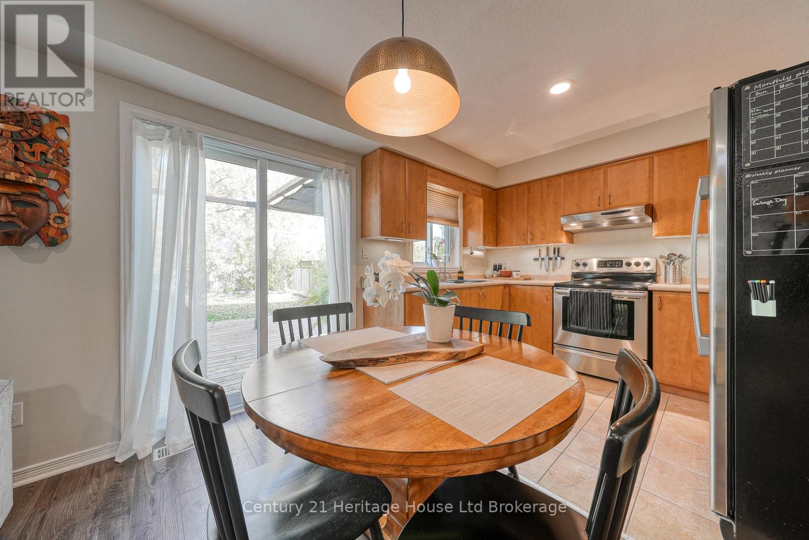 11 Talon Drive, Woodstock, Ontario N4V 0A5 - Photo 15 - X12522706