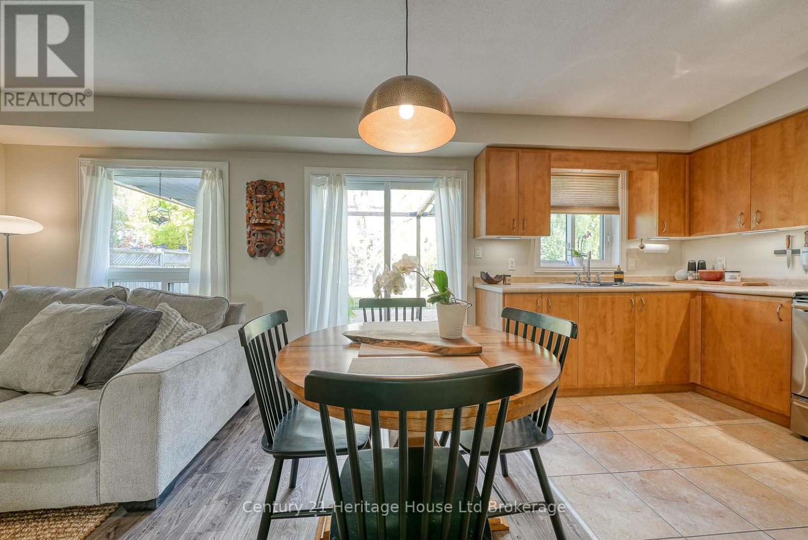 11 Talon Drive, Woodstock, Ontario N4V 0A5 - Photo 16 - X12522706