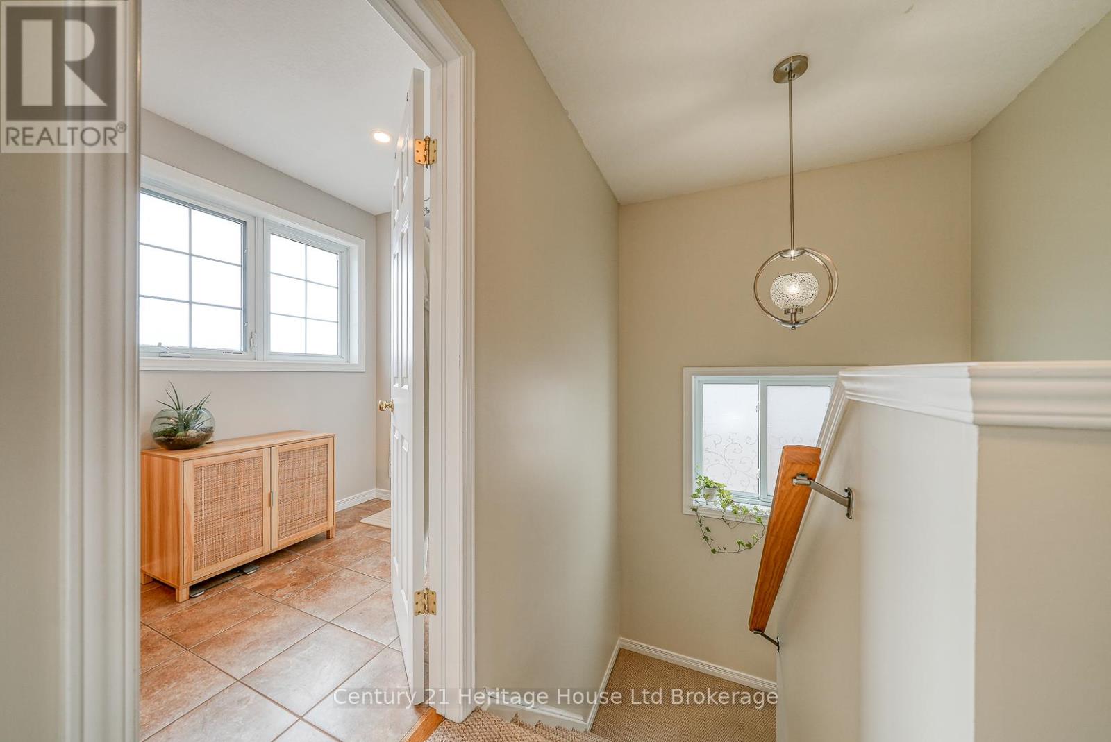 11 Talon Drive, Woodstock, Ontario N4V 0A5 - Photo 21 - X12522706