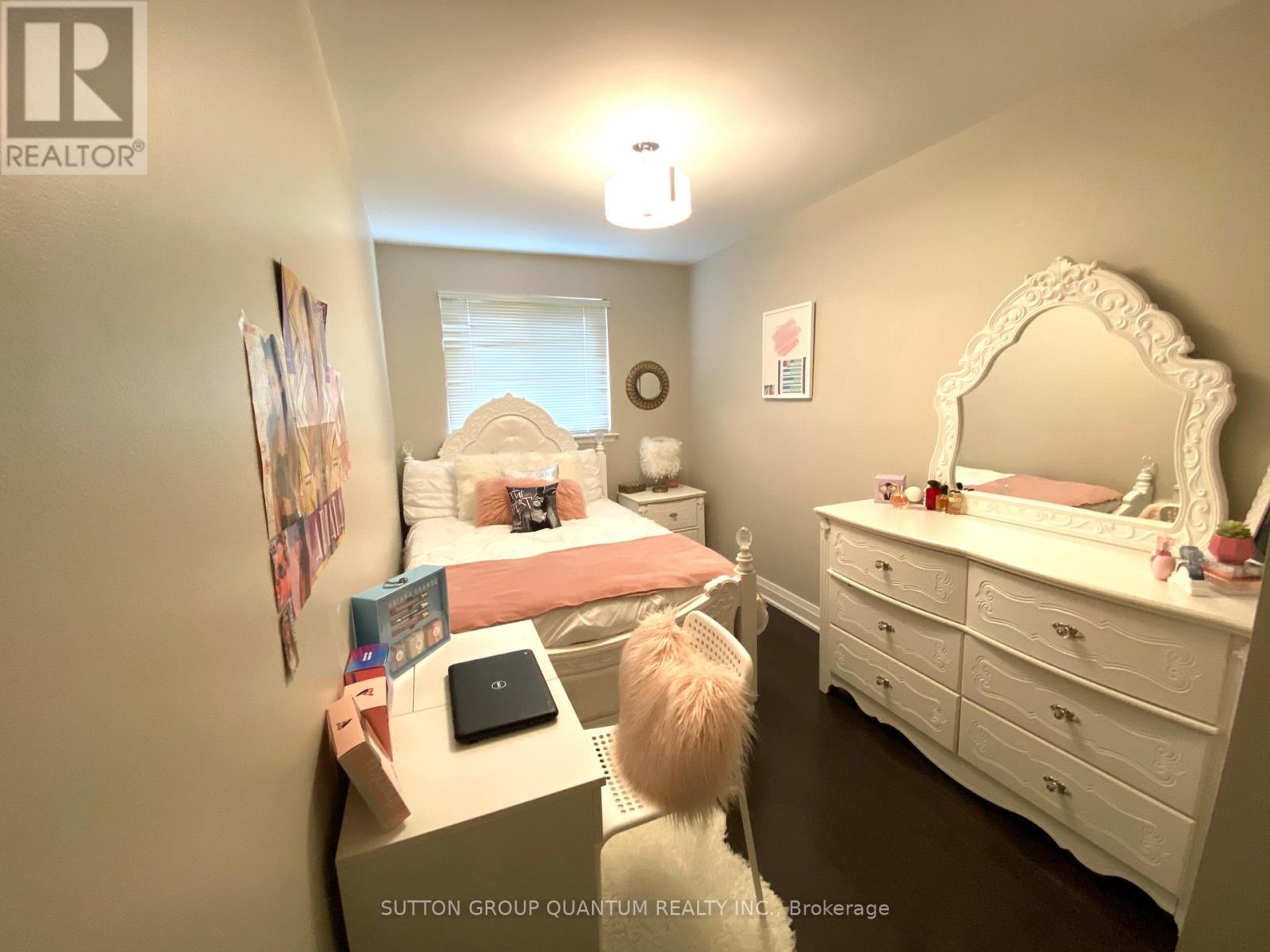 5477 Schueller Crescent, Burlington, Ontario  L7L 3T1 - Photo 15 - W12522374