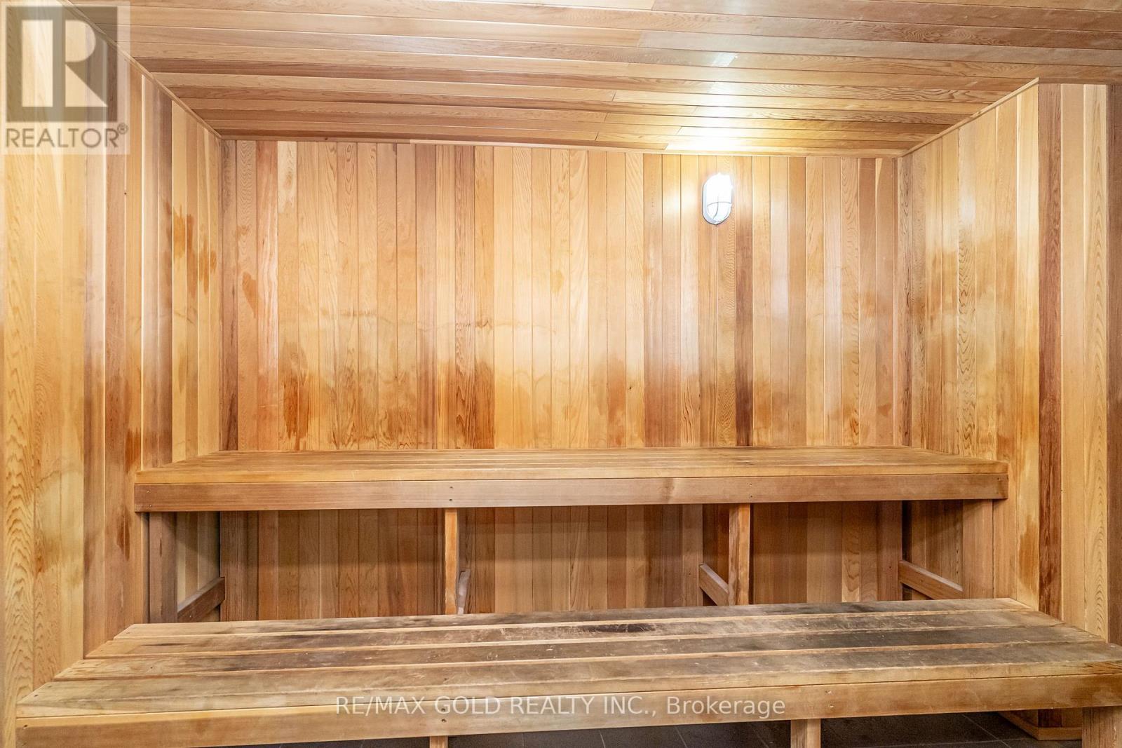 2009 - 115 Hillcrest Avenue, Mississauga, Ontario  L5B 3Y9 - Photo 35 - W12522382