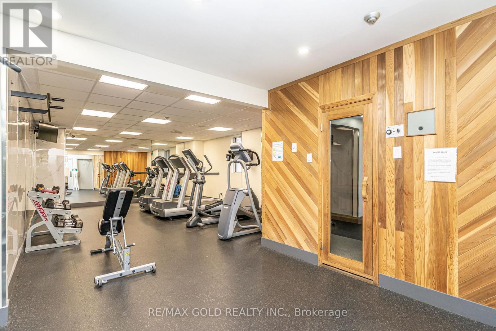 2009 - 115 Hillcrest Avenue, Mississauga, Ontario  L5B 3Y9 - Photo 36 - W12522382