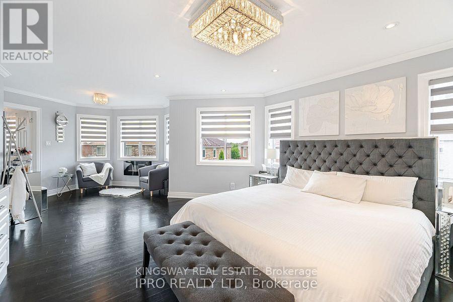 923 Bristol Road W, Mississauga, Ontario  L5V 2N9 - Photo 14 - W12522398