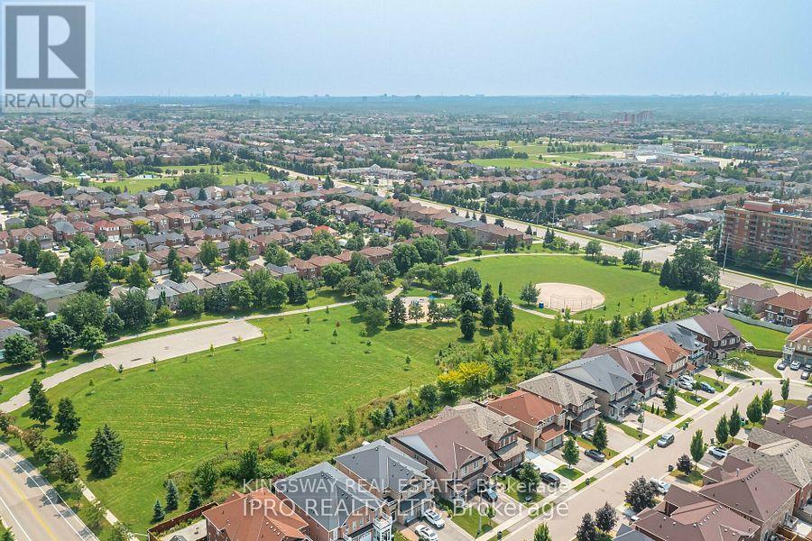 923 Bristol Road W, Mississauga, Ontario  L5V 2N9 - Photo 38 - W12522398