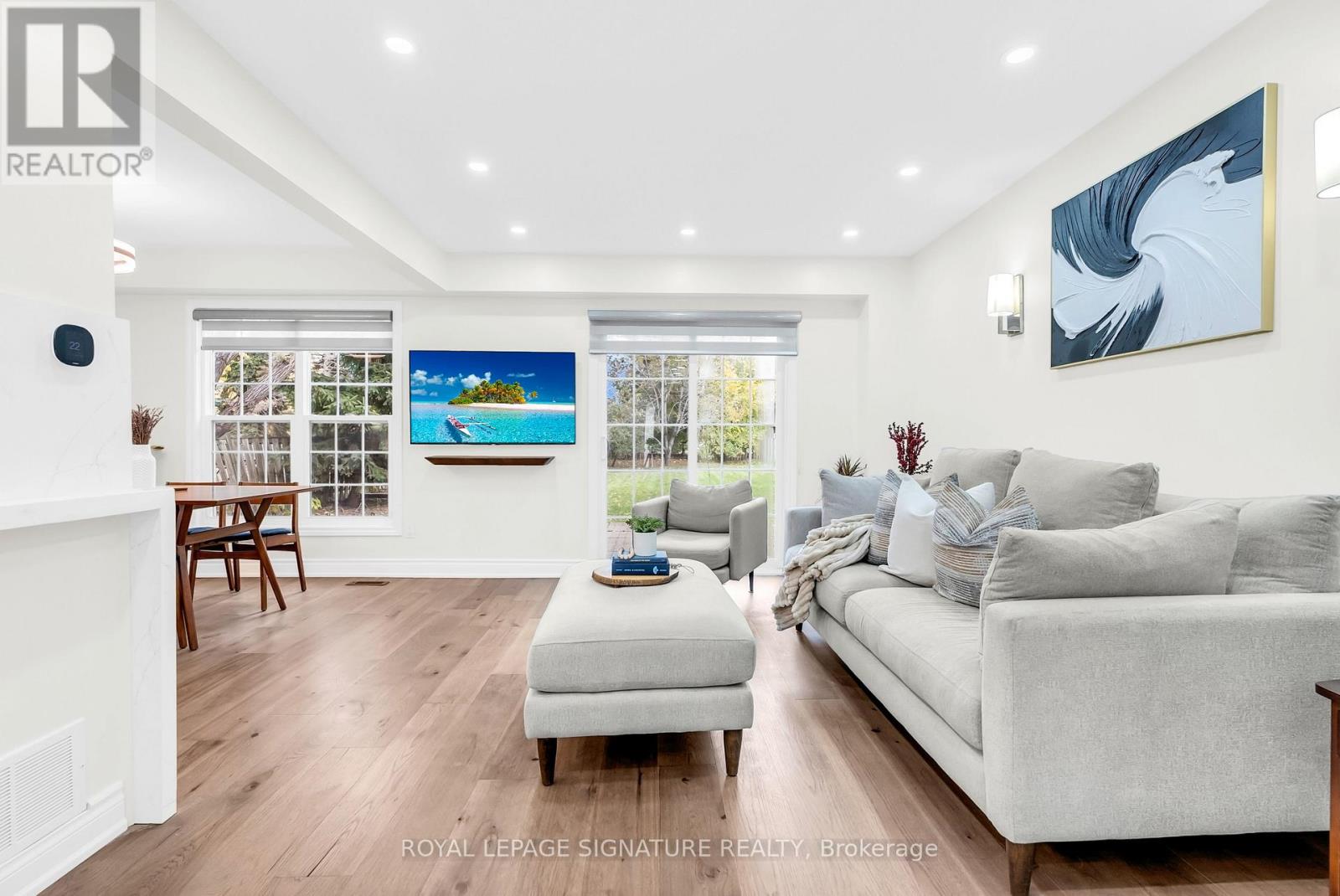 6467 Edenwood Drive, Mississauga, Ontario L5N 3H2 - Photo 10 - W12522416