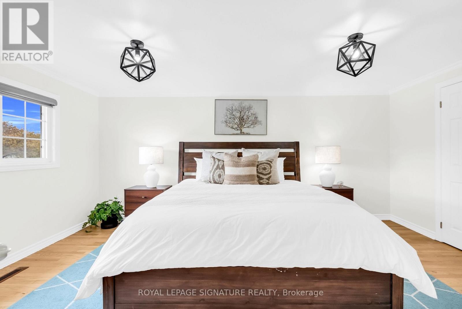 6467 Edenwood Drive, Mississauga, Ontario L5N 3H2 - Photo 26 - W12522416