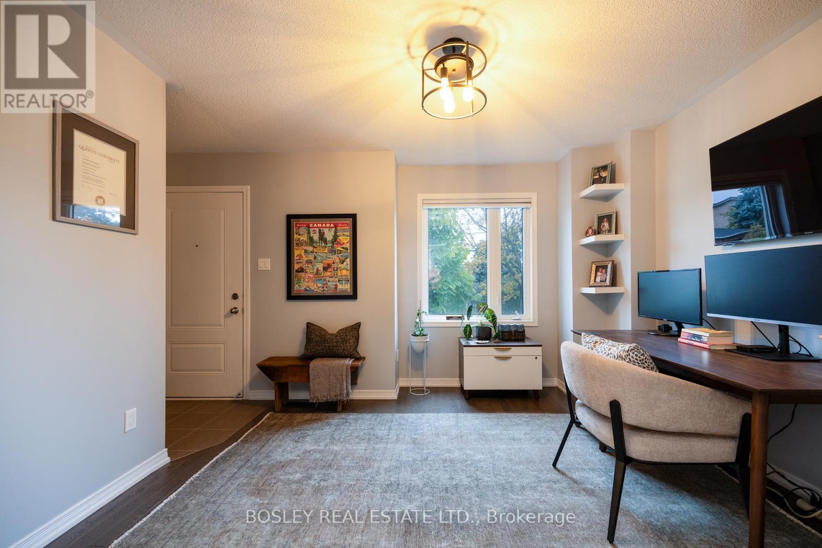 1818 Mitoff Place, Mississauga, Ontario L4W 0E8 - Photo 30 - W12522424