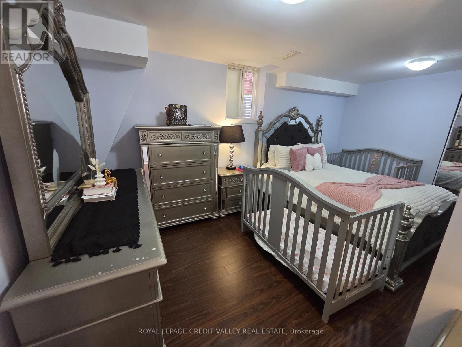 242 Jarrett Xing (Bsmt) Court, Milton, Ontario L9T 6Z9 - Photo 11 - W12522432