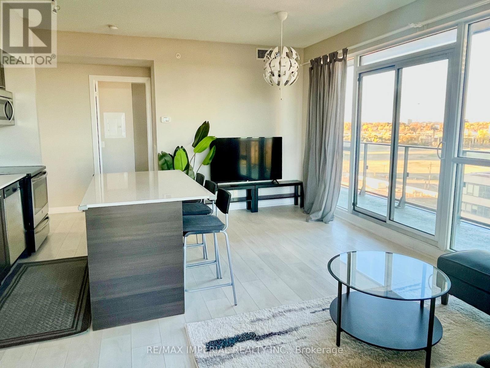 1201 - 2212 Lake Shore Boulevard W, Toronto (Mimico), Ontario  M8V 0C2 - Photo 3 - W12522444