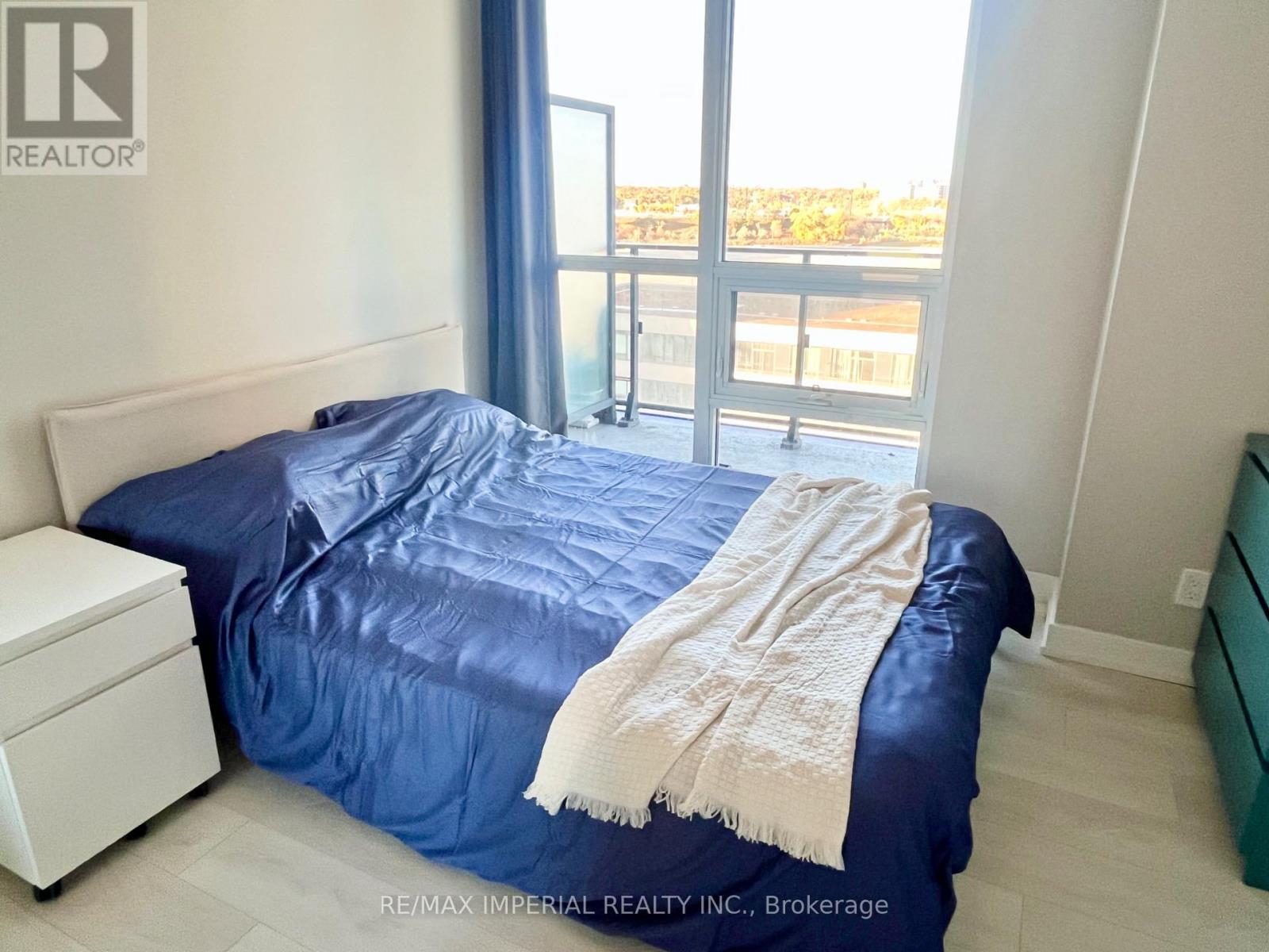 1201 - 2212 Lake Shore Boulevard W, Toronto (Mimico), Ontario  M8V 0C2 - Photo 5 - W12522444