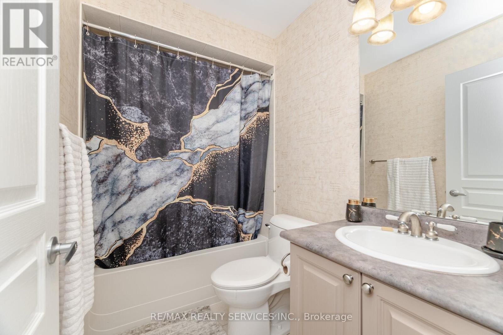 9 Concorde Drive, Brampton, Ontario L6P 1V3 - Photo 37 - W12522446