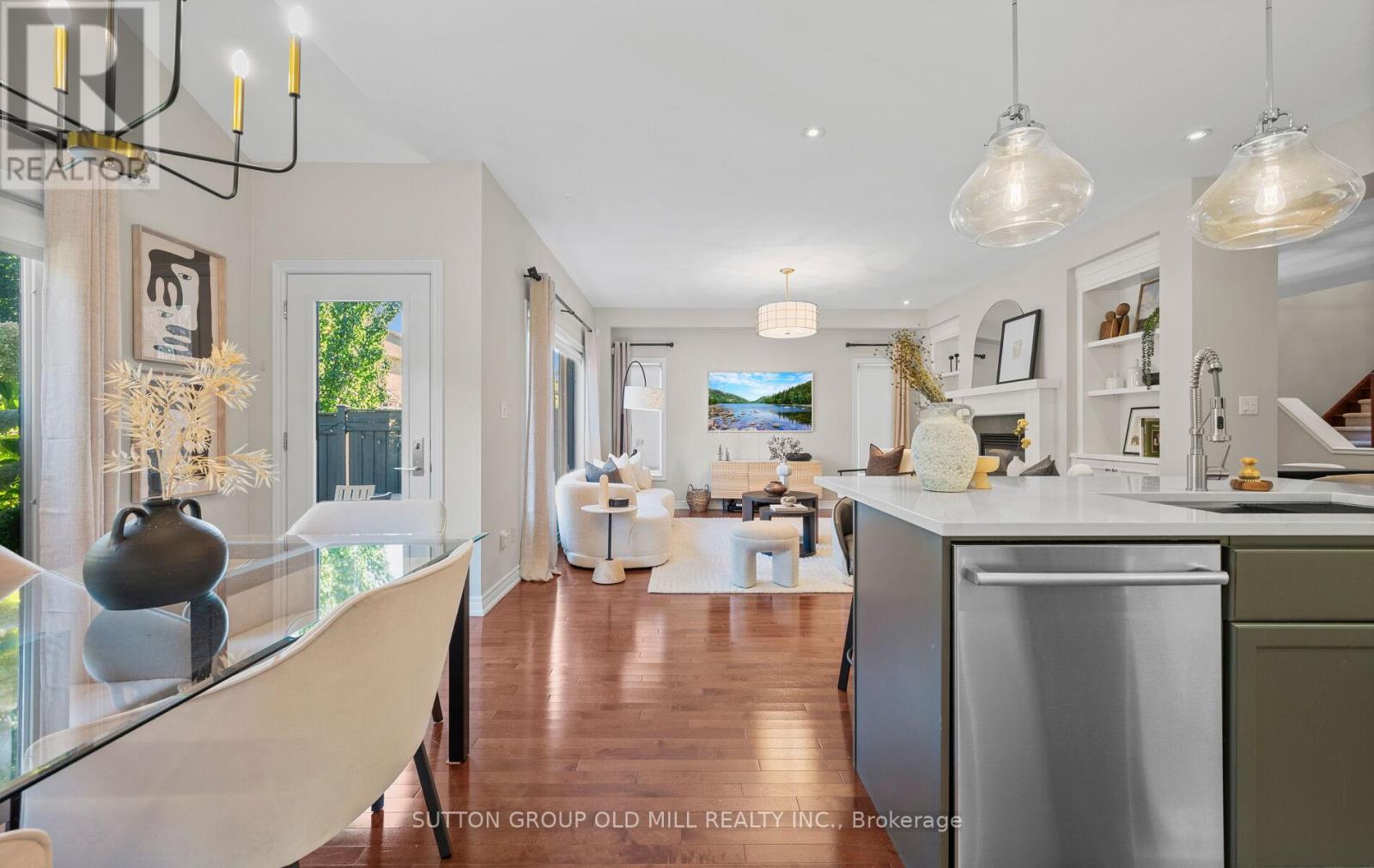 3304 Stalybridge Drive, Oakville, Ontario L6M 0K8 - Photo 10 - W12522450