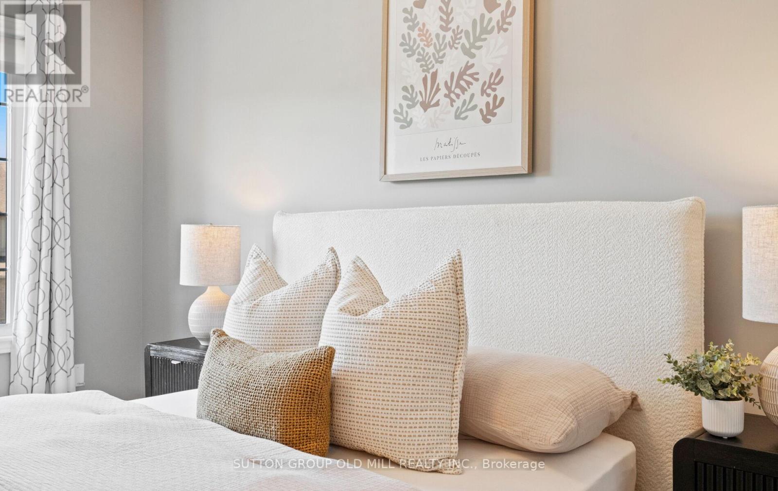 3304 Stalybridge Drive, Oakville, Ontario L6M 0K8 - Photo 26 - W12522450