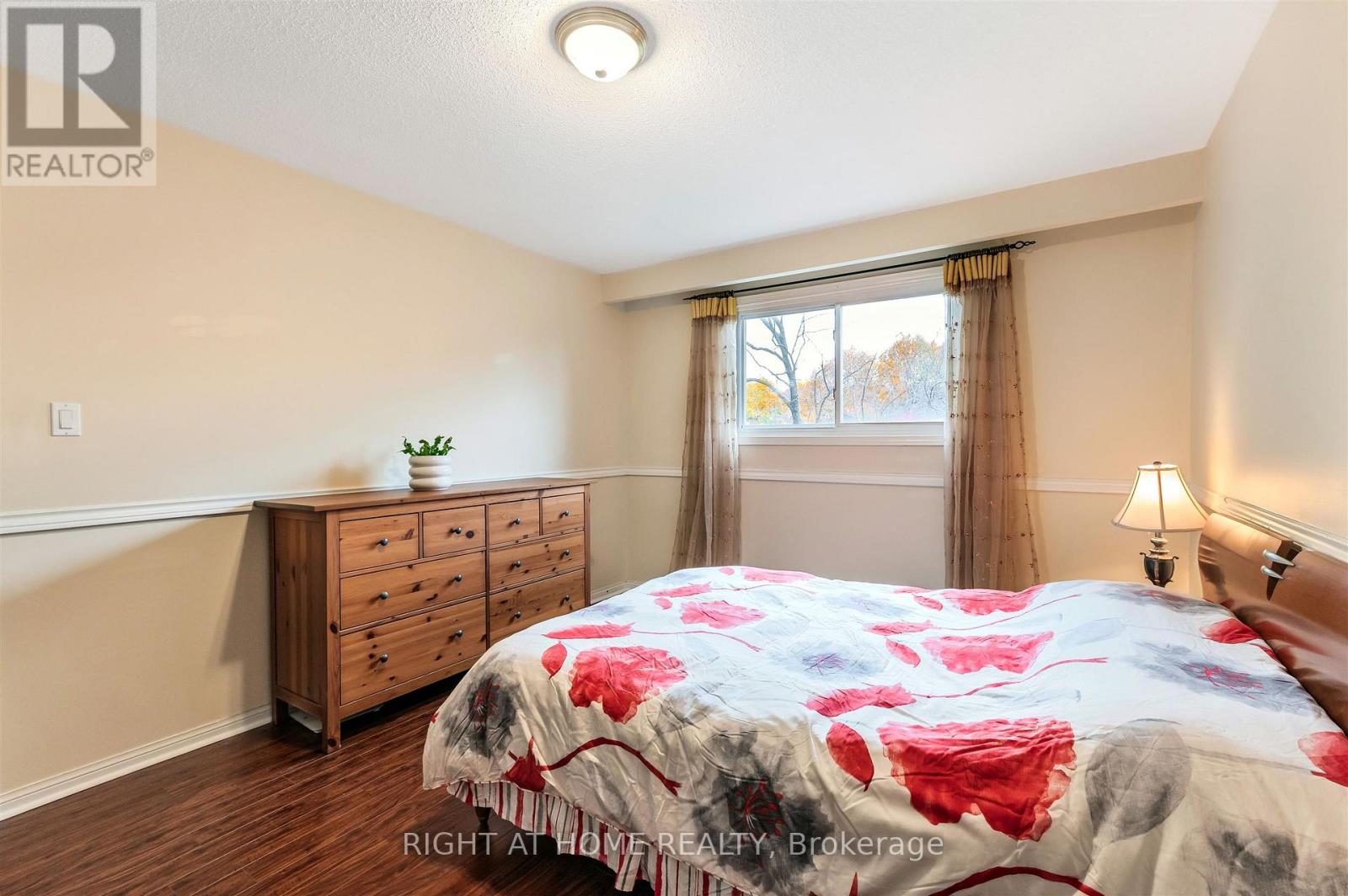 1033 Havendale Boulevard, Burlington, Ontario L7P 3P7 - Photo 19 - W12522522