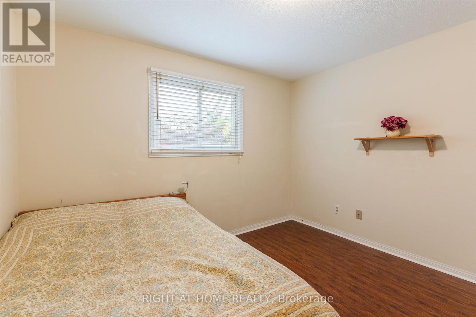 1033 Havendale Boulevard, Burlington, Ontario L7P 3P7 - Photo 24 - W12522522