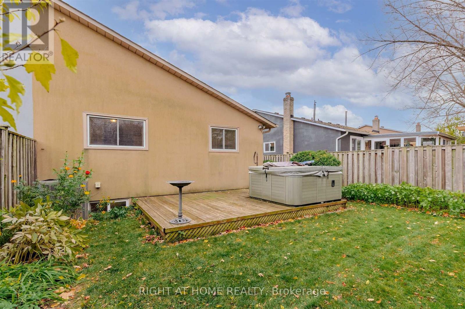 1033 Havendale Boulevard, Burlington, Ontario L7P 3P7 - Photo 35 - W12522522