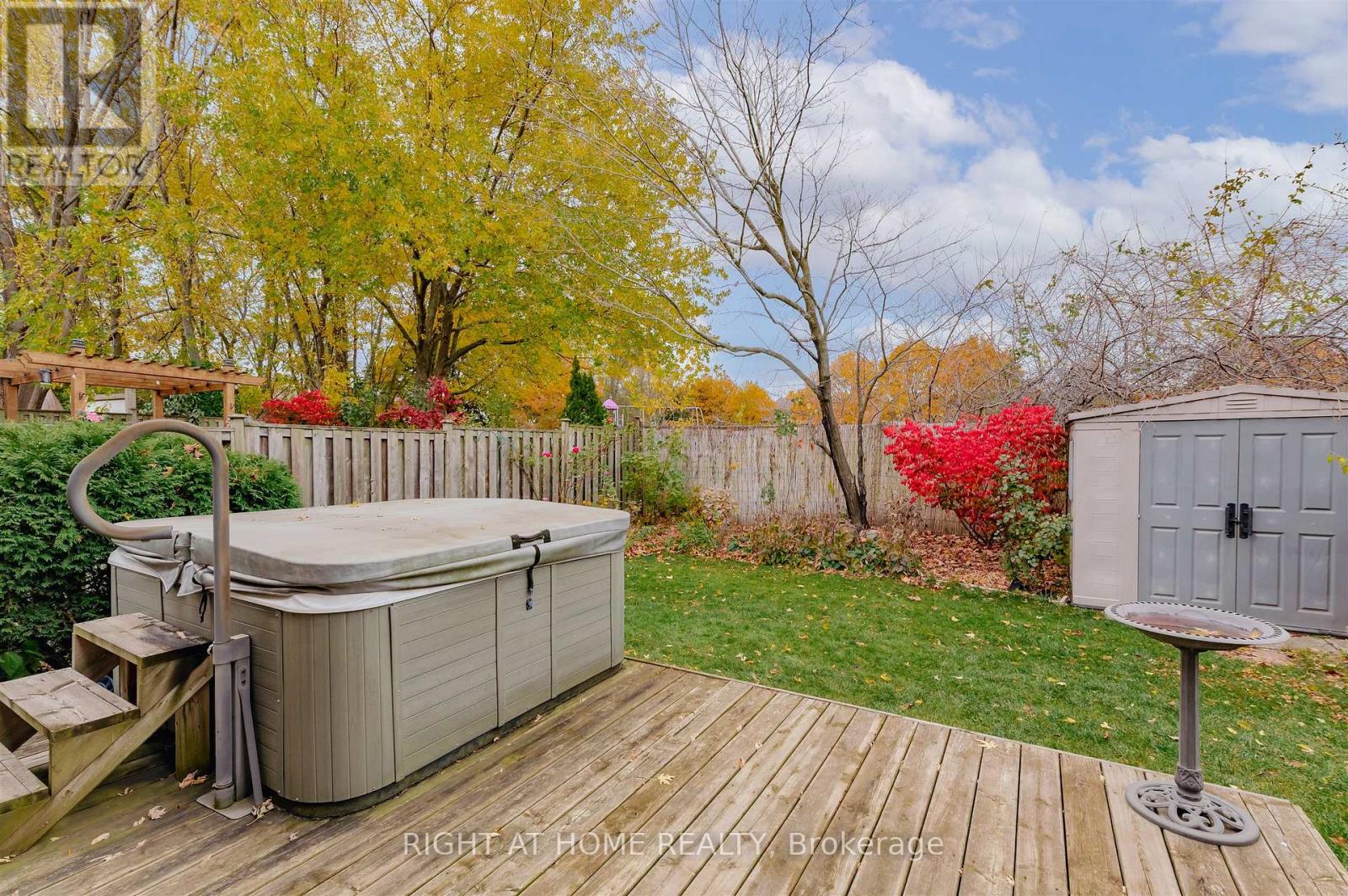 1033 Havendale Boulevard, Burlington, Ontario L7P 3P7 - Photo 36 - W12522522