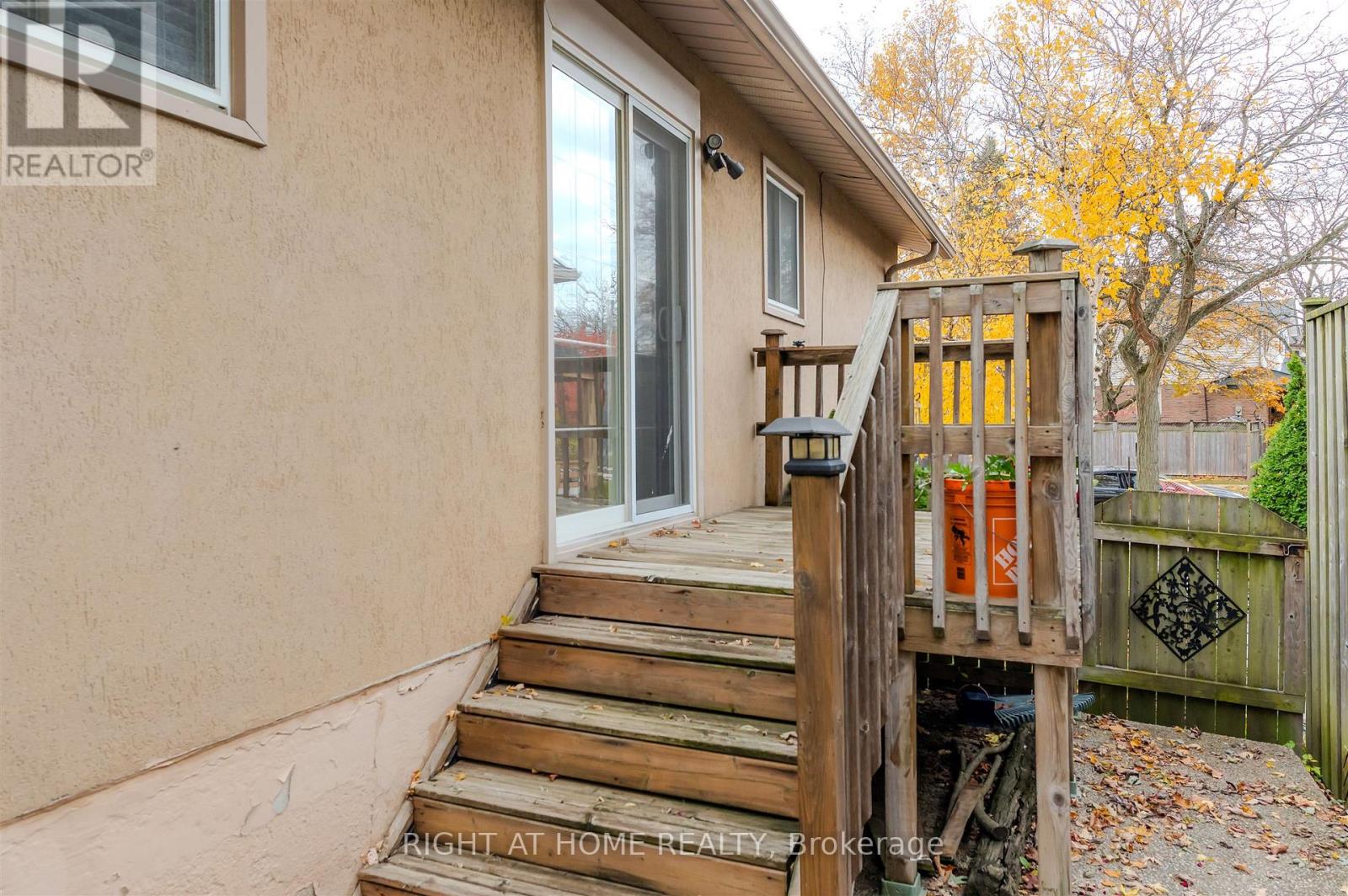 1033 Havendale Boulevard, Burlington, Ontario L7P 3P7 - Photo 37 - W12522522