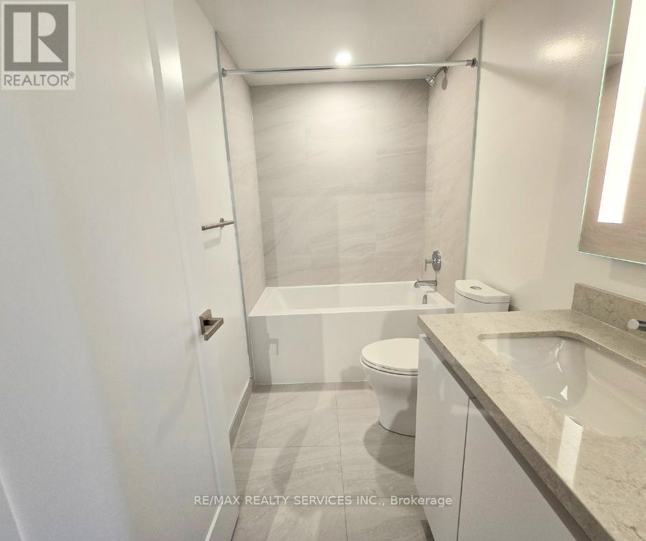 4023 The Exchange, Mississauga, Ontario  L5B 0N4 - Photo 7 - W12522526