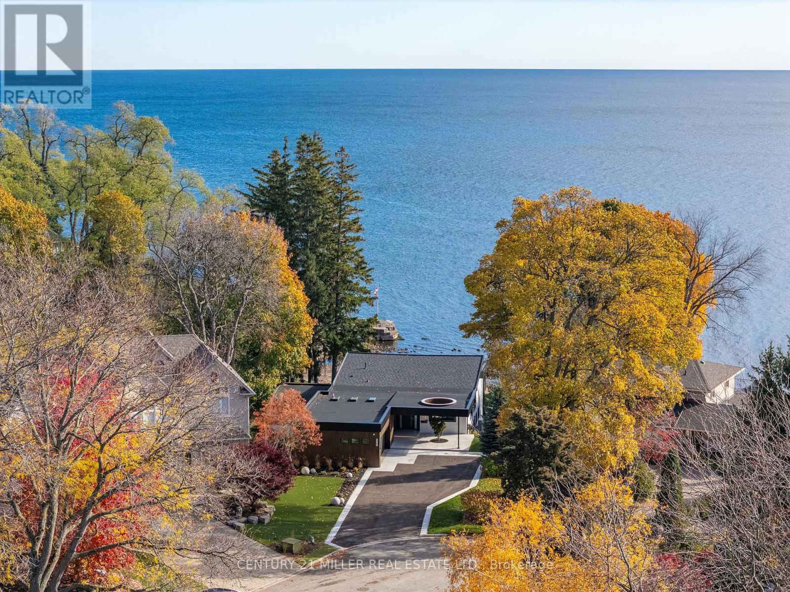 121 EDGECLIFFE PLACE, Burlington, Ontario