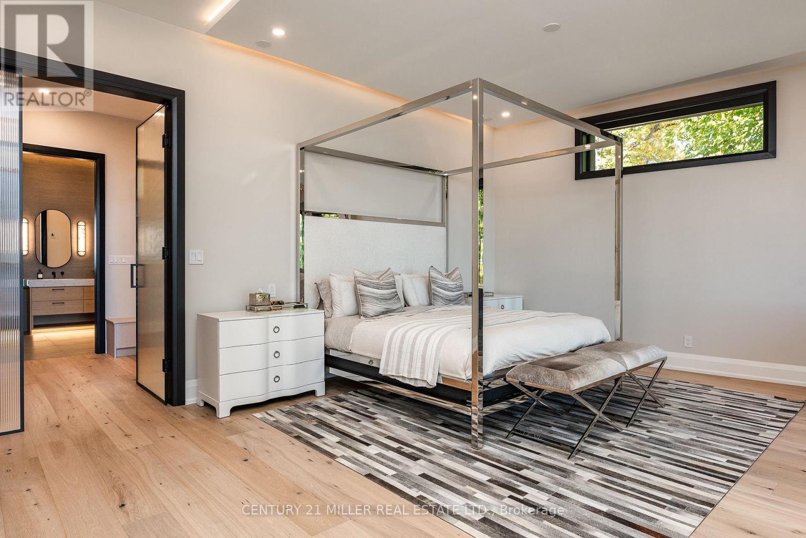 121 Edgecliffe Place, Burlington, Ontario  L7L 3Z2 - Photo 28 - W12522546