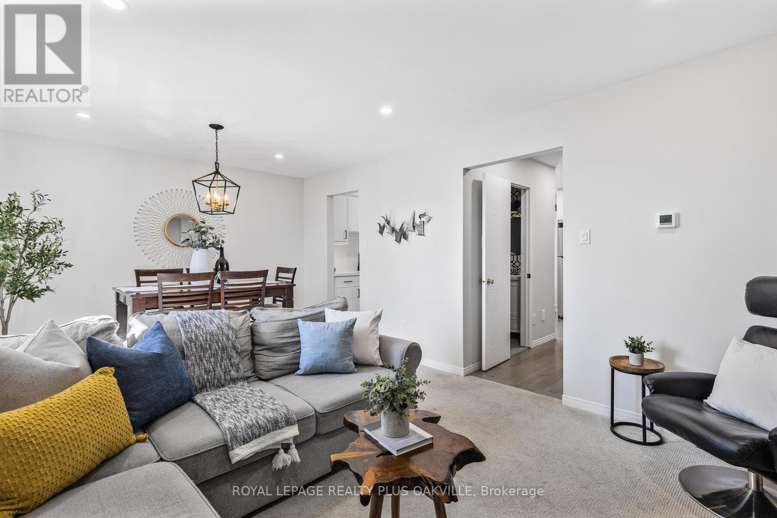 34 - 2272 Mowat Avenue, Oakville, Ontario  L6H 5L8 - Photo 8 - W12522568