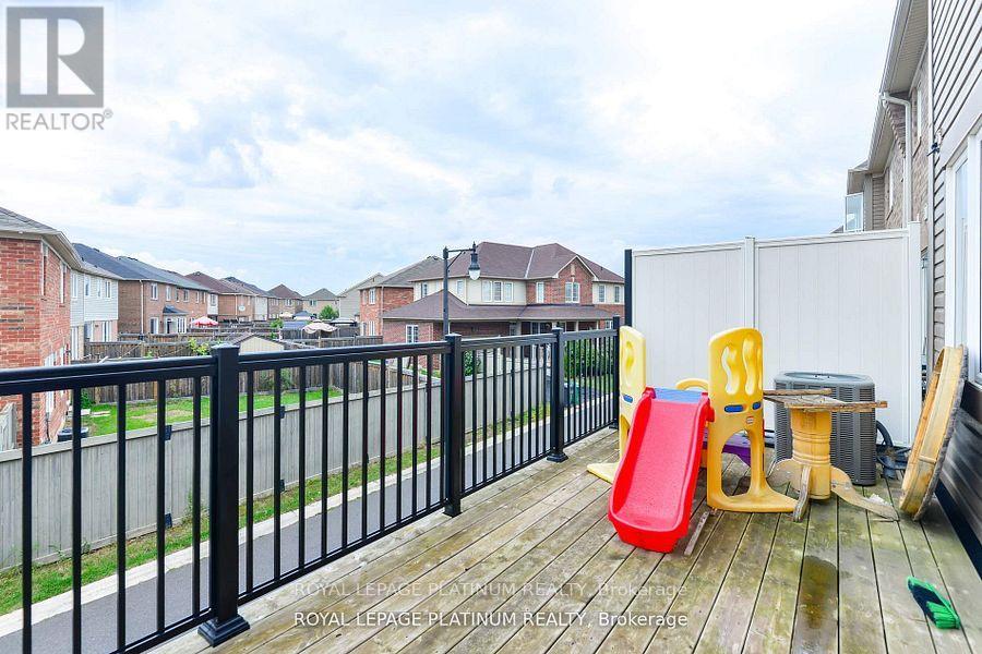 12 Ganton Heights, Brampton, Ontario  L7A 0P7 - Photo 23 - W12522618