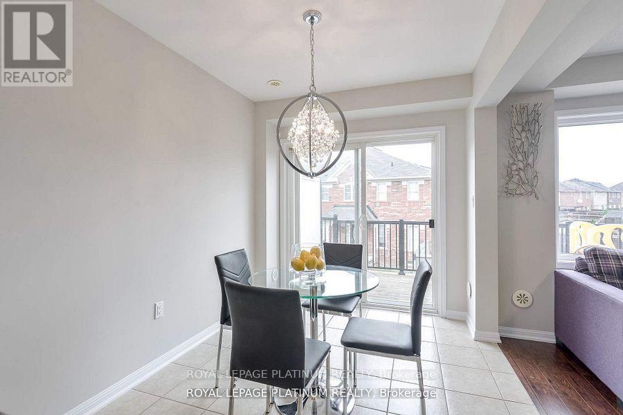 12 Ganton Heights, Brampton, Ontario  L7A 0P7 - Photo 9 - W12522618