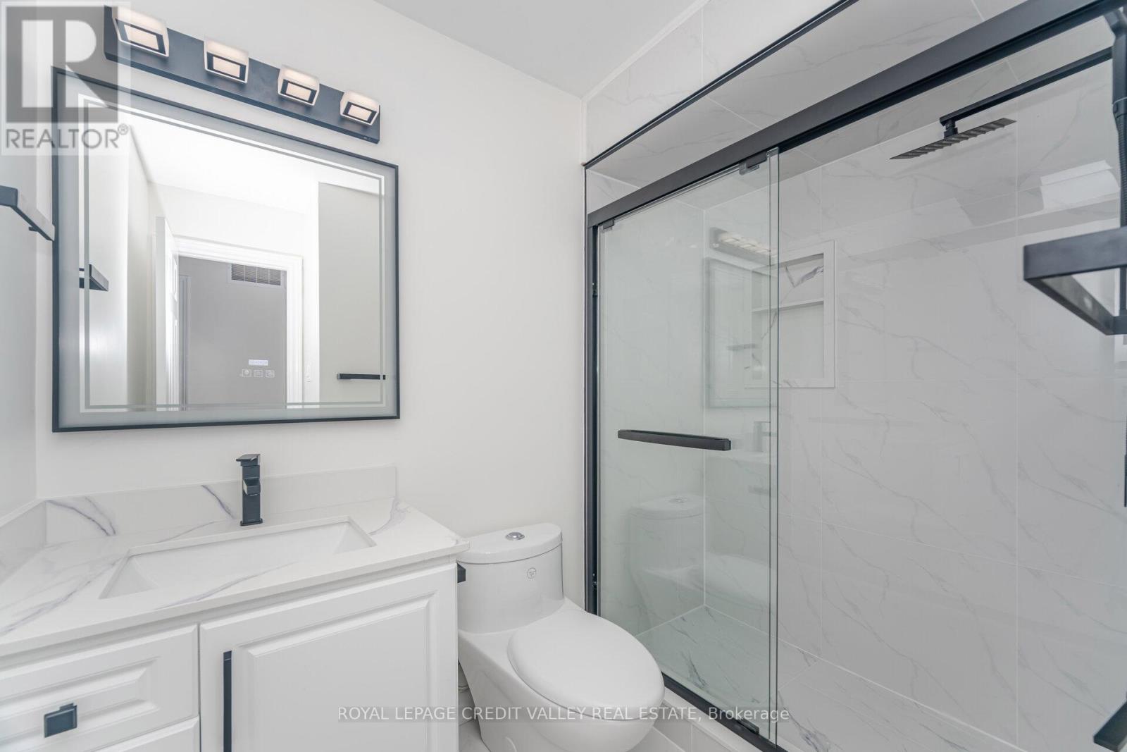 70 Blue Diamond Drive, Brampton, Ontario L6S 6K3 - Photo 34 - W12522624