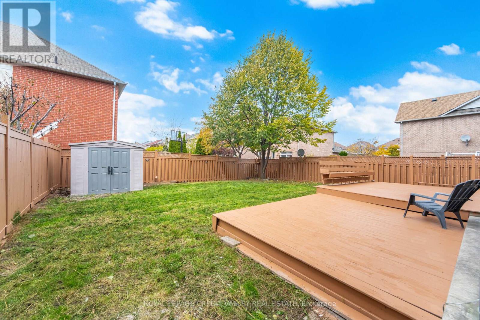 70 Blue Diamond Drive, Brampton, Ontario L6S 6K3 - Photo 45 - W12522624