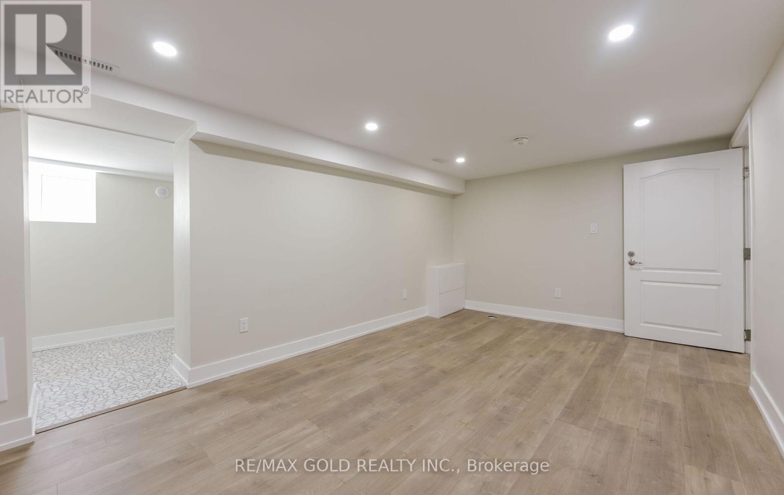 15 Flavian Crescent, Brampton, Ontario  L6T 3P2 - Photo 18 - W12522672