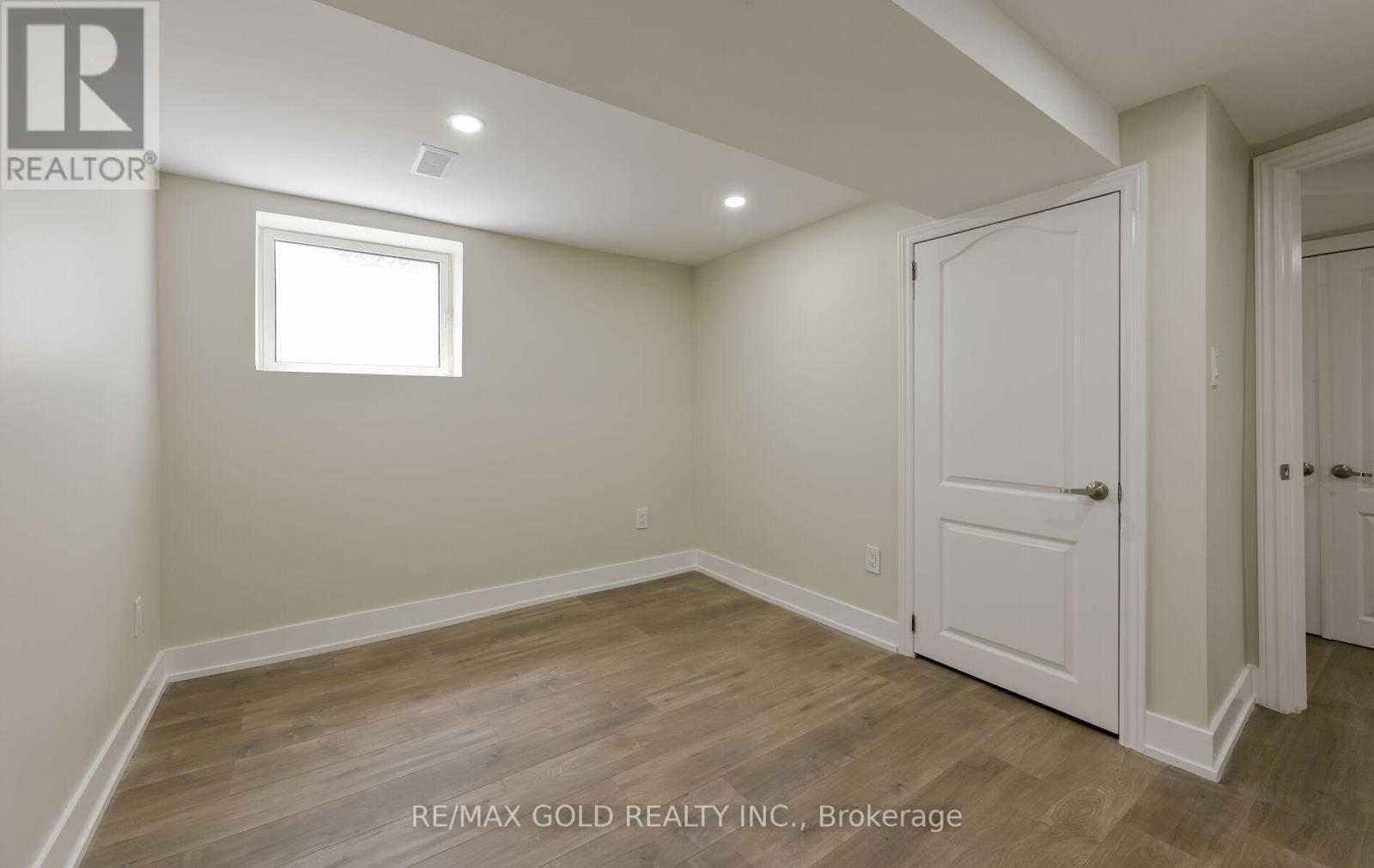 15 Flavian Crescent, Brampton, Ontario  L6T 3P2 - Photo 27 - W12522672