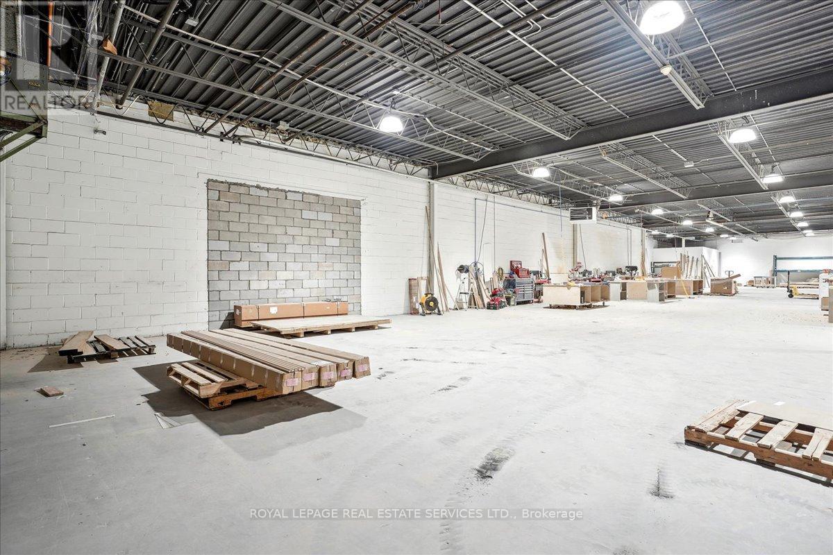 C - 590 South Service Road, Hamilton, Ontario  L8E 2W1 - Photo 10 - X12522360