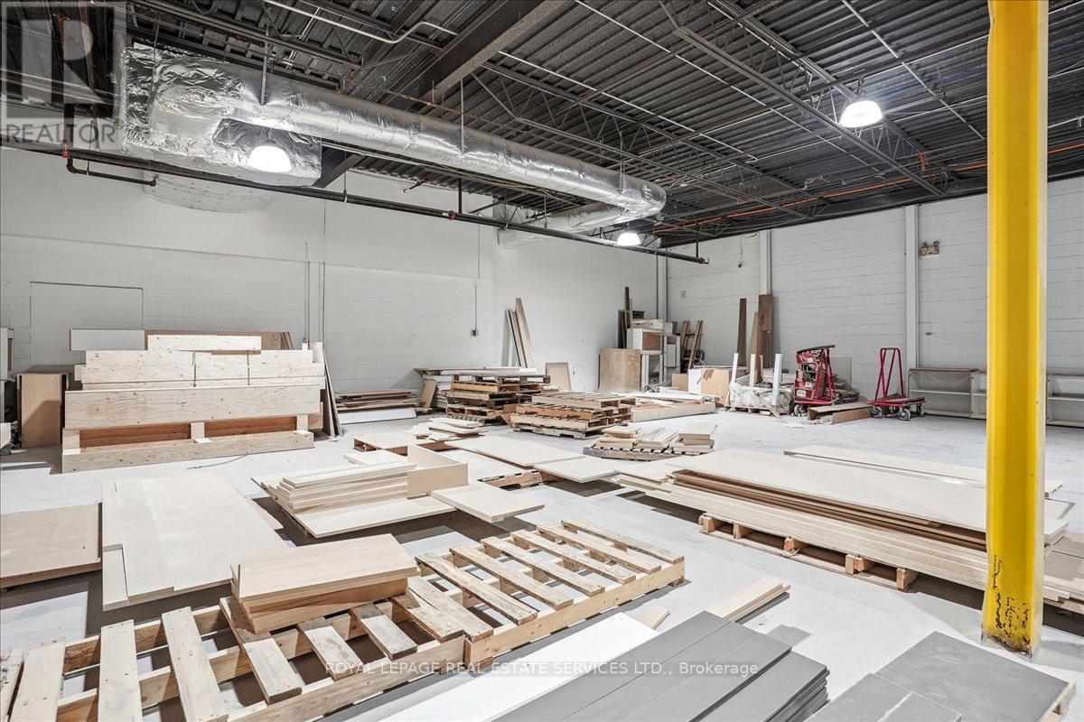 C - 590 South Service Road, Hamilton, Ontario  L8E 2W1 - Photo 13 - X12522360