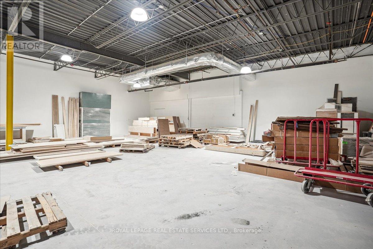 C - 590 South Service Road, Hamilton, Ontario  L8E 2W1 - Photo 14 - X12522360