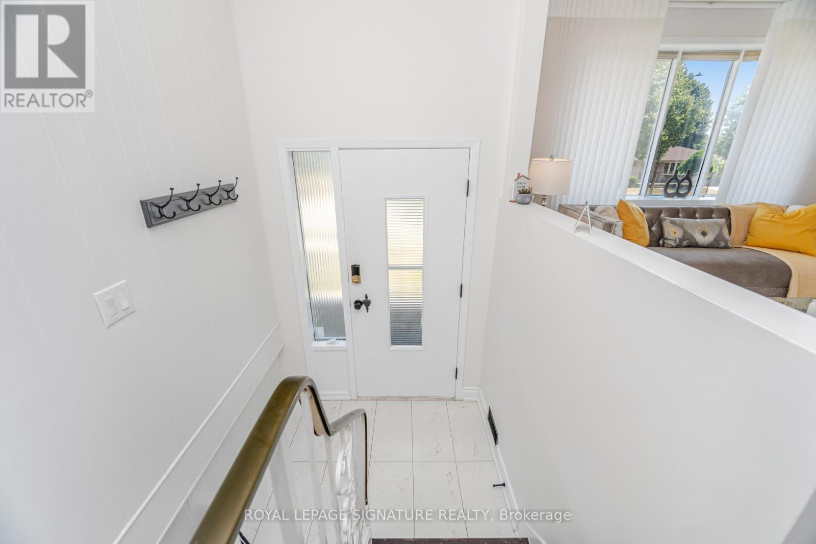 47 Eagen Drive, Kitchener, Ontario  N2M 1W1 - Photo 5 - X12522454