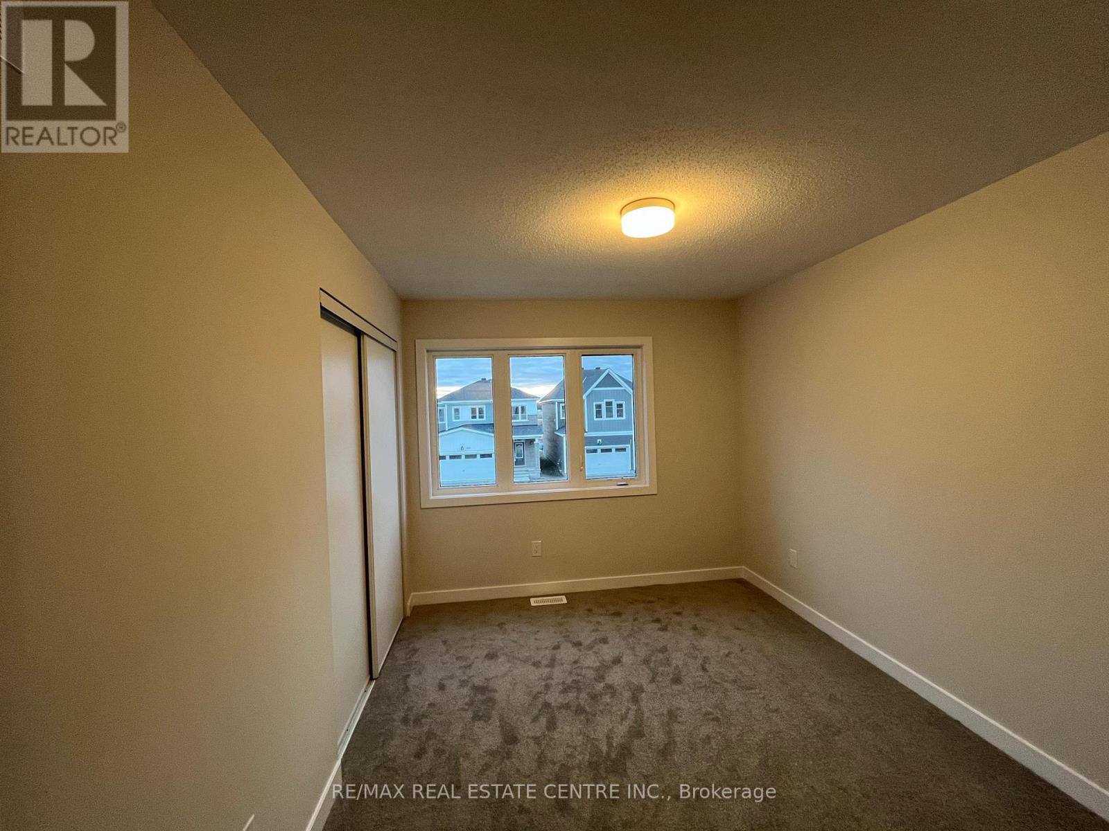 536 Oldenburg Avenue, Ottawa, Ontario  K0A 2Z0 - Photo 4 - X12522468