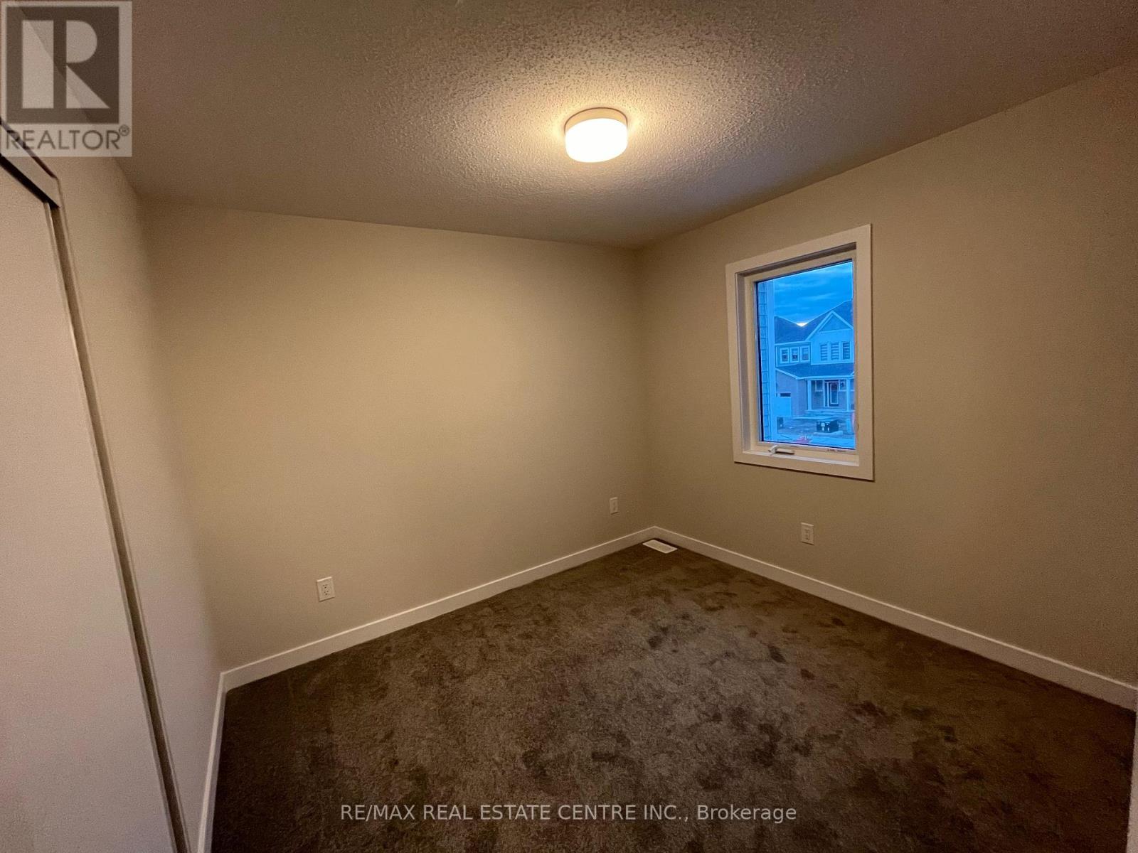 536 Oldenburg Avenue, Ottawa, Ontario  K0A 2Z0 - Photo 8 - X12522468