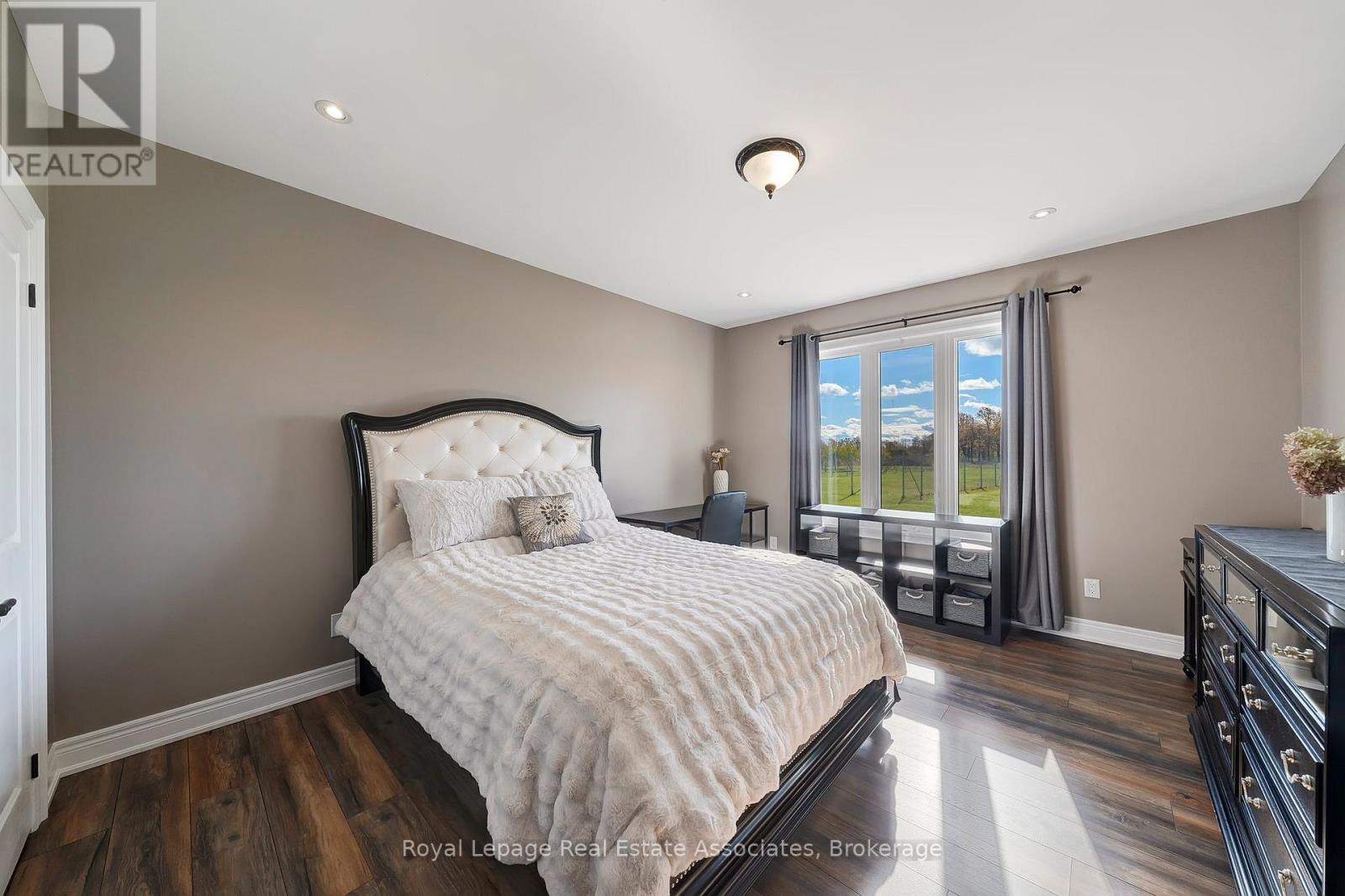 1130 Ridge Road, Hamilton, Ontario  L8J 2X5 - Photo 33 - X12522482